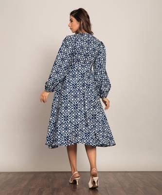 Blue and white cotton geometric dress 6