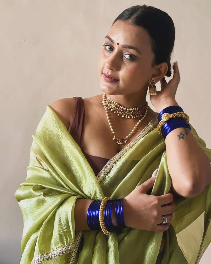 Parrot Colour Tissue Silk Party Wear Saree With Blouse 