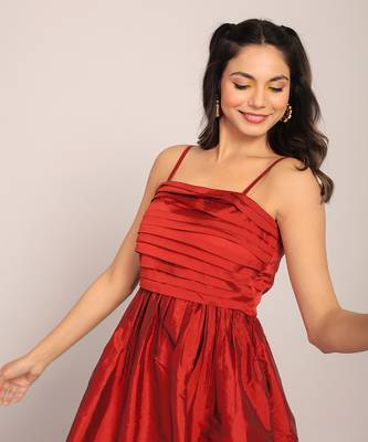 Maroon taffeta solid dress 5