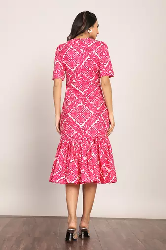 Pink and white cotton geometric dress