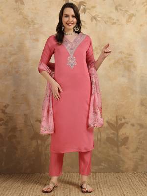 Women's Chanderi Embroidered Straight Kurta with Pant And Dupatta Set 5