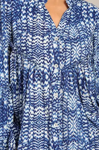 Blue and white cotton geometric top