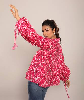 Pink and white cotton floral top 4