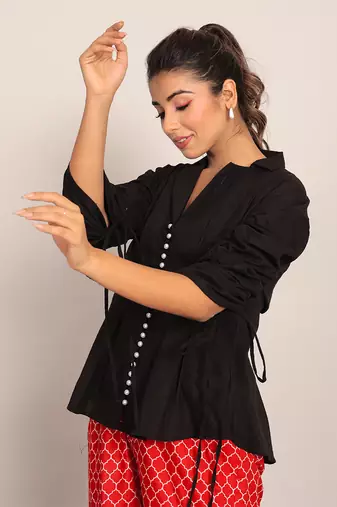 Black cotton solid top
