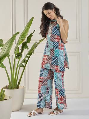 Winered women light blue printed halter neck co-ord set 3