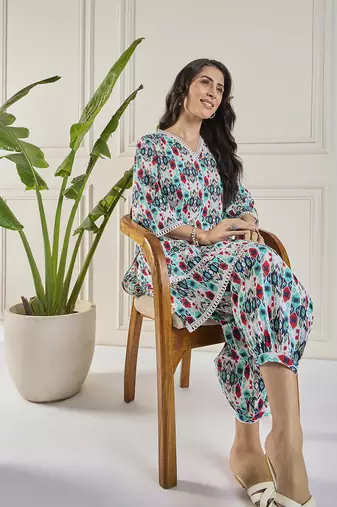 Winered women multicolor ikat print co-ord set