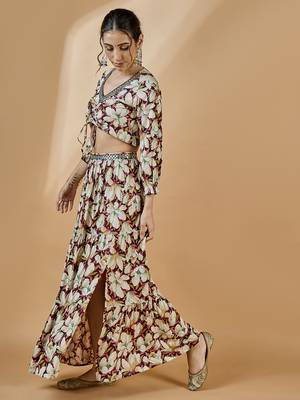 Winered women embroidered crop-top and skirt co-ord set 3