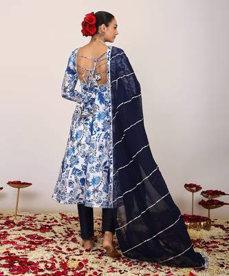 Blue and white floral printed anarkali suit set paired with pant and dark blue dupatta 5