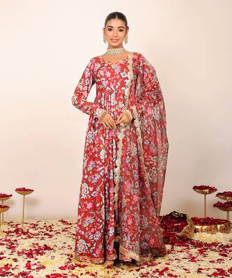 Multicolour floral printed anarkali kurta set with sweetheart neckline paired with dupatta 1