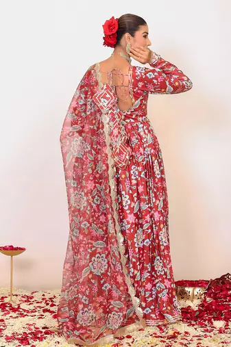 Multicolour floral printed anarkali kurta set with sweetheart neckline paired with dupatta
