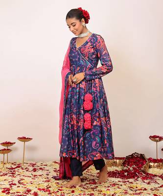 Floral printed multicolour anarkali kurta set with v-neckline paired with pant and pink dupatta 4