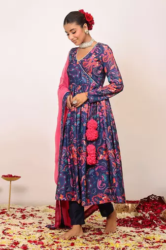 Floral printed multicolour anarkali kurta set with v-neckline paired with pant and pink dupatta
