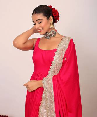 Pink solid anarkali kurta set paired with dupatta having gota work at border 5