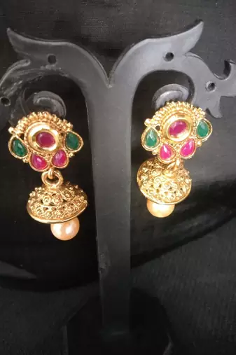 copper alloy multicolour necklace set with floral work