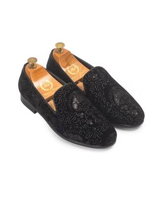 Black mewari slipons 1