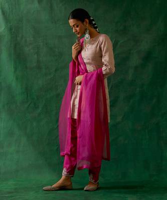 Zari silk short kurta with embroidered salwar & and katan dupatta in pink 3
