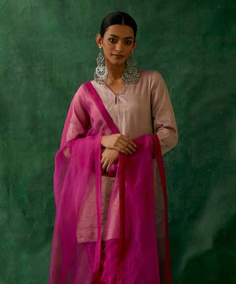 Zari silk short kurta with embroidered salwar & and katan dupatta in pink 4
