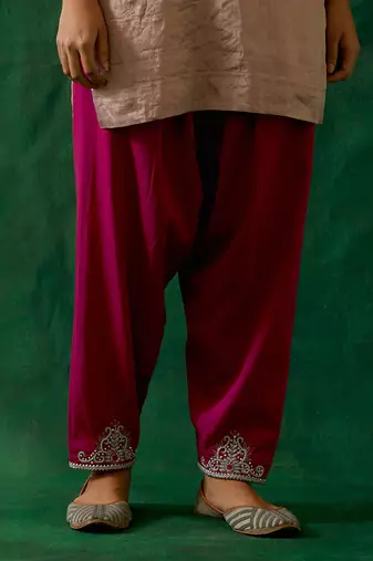 Zari silk short kurta with embroidered salwar & and katan dupatta in pink