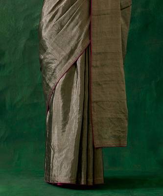 handcrafted black silver zari silk saree with blouse 4
