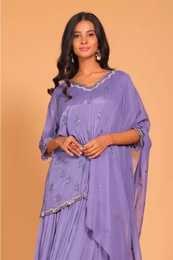 Crop top with dupatta