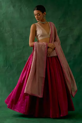 Pink Chanderi Handloom Skirt & Zari Blouse with Dupatta