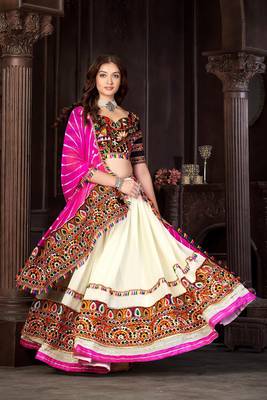 Off-White Mono Silk Embrioidered -Mirror work Chanya Choli 3
