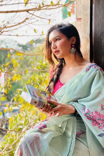 Sea Green Muga Cotton Printed Pallu And Contrast Border Saree With Blouse For Women