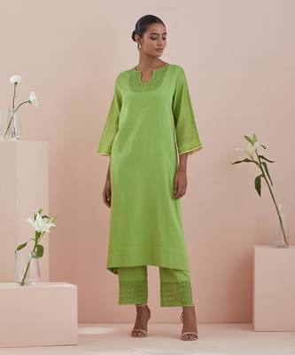 Green a line kurta with cropped pants 1