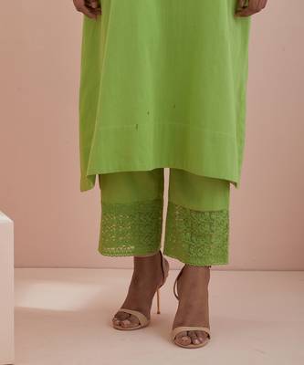 Green a line kurta with cropped pants 3