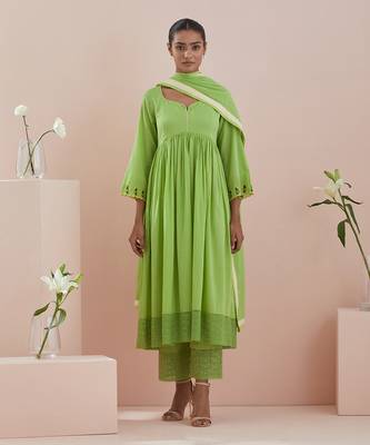 Anarkali kurta, crop pants with lace inserts, and green cotton dupatta 1