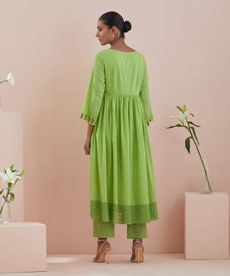 Anarkali kurta, crop pants with lace inserts, and green cotton dupatta 5