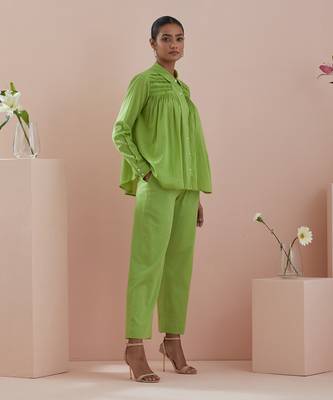 Green co-ord set - green cotton shirt with pin tuck details and pants 3