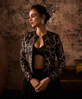 Black mashroo embroidered jacket set 3