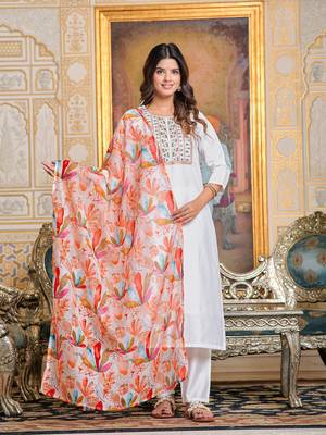 Women's Chanderi Embroidered Straight Kurta with Pant And Dupatta Set 1