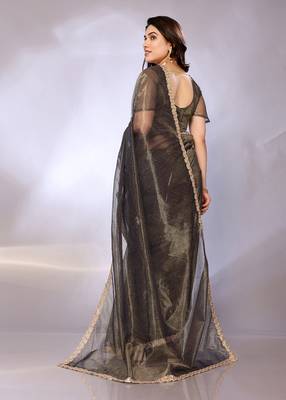 Net embellished saree with blouse piece 2