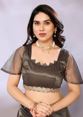 Net embellished saree with blouse piece 4