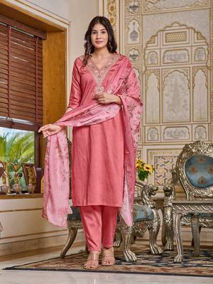 Women's Pink Chanderi Embroidered Straight Kurta with Pant And Dupatta Set 3