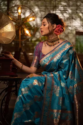 Teal Soft Silk Zari Weaving Designer Pallu & Border Saree With Blouse For Women
