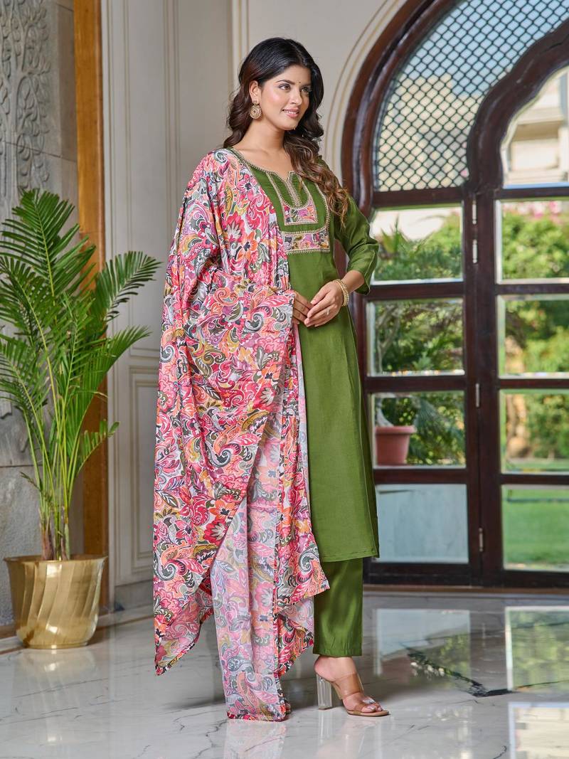 Women's Chanderi Embroidered Straight Kurta with Pant And Dupatta Set