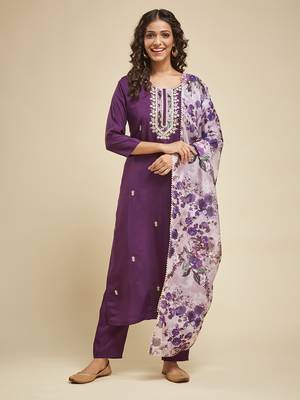 Women's Purple Chanderi Embroidered Straight Kurta with Pant And Dupatta Set 1