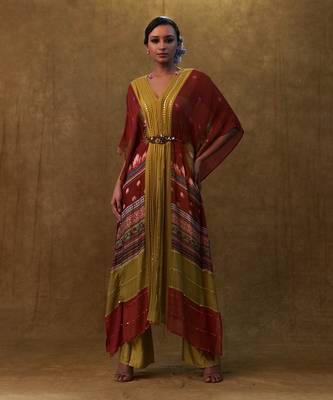 Maroon printed kaftan with pants and a separate inner. 2