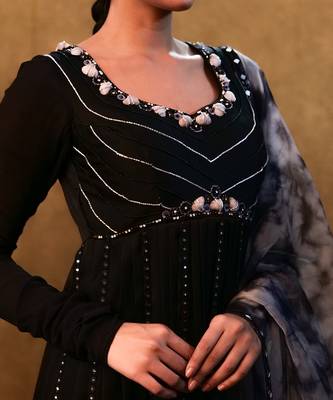 Black anarkali paired with tie- dye dupatta and flared pants 3