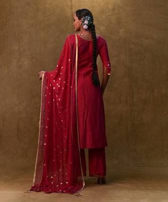 Hot pink kurta set paired with sequin embroidery dupatta and pants 2