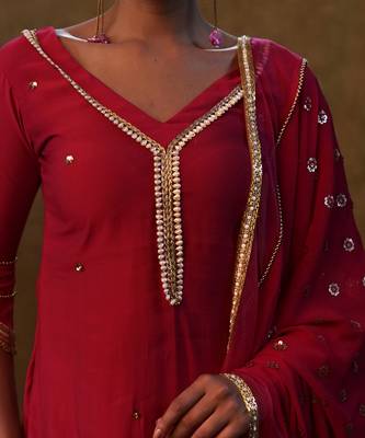 Hot pink kurta set paired with sequin embroidery dupatta and pants 3