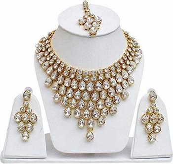 Crystal studded design choker traditional Necklace :: jewellery set with matching earrings and maang tikka 1