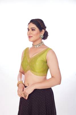 Mmore Women's Phentom Silk Embroidered Readymade Padded Saree Blouse 3