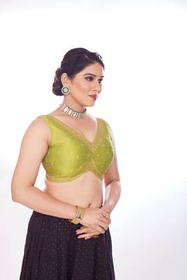Mmore Women's Phentom Silk Embroidered Readymade Padded Saree Blouse 4