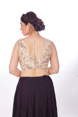 Mmore Women's Net Embroidered Readymade Padded Saree Blouse 2