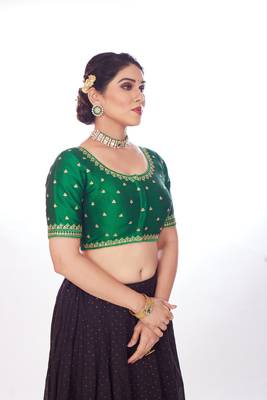 Mmore Women's Phentom Silk Embroidered Readymade Padded Saree Blouse 4