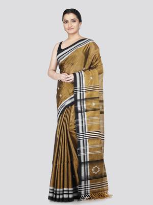 Pinkloom women's gold silk-sarees with running blouse piece 1